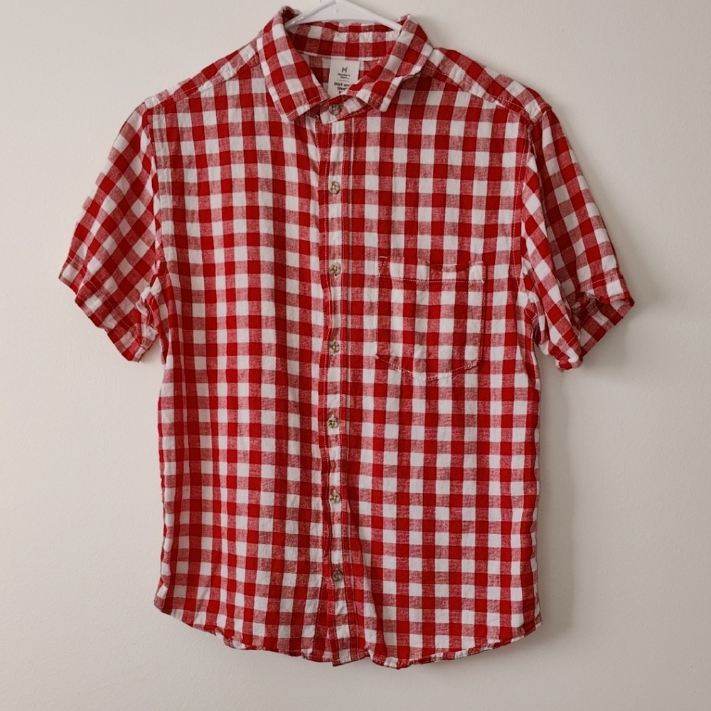 🎉4/$20Classic Red and White Checkered Short Sleeve Shirt With Pockets